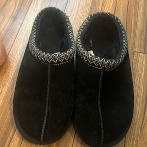 Ugg slippers